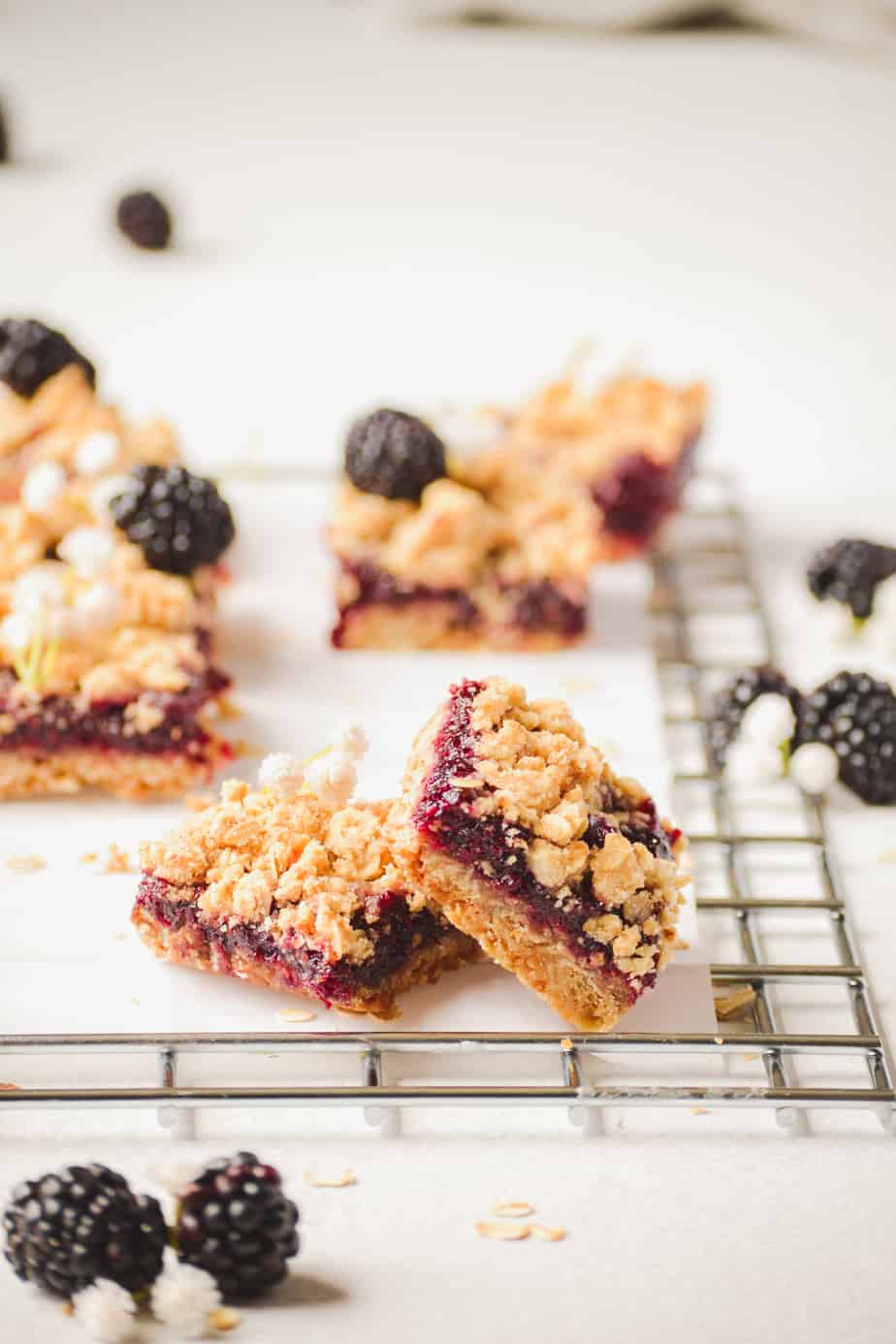 blackberry jam bars